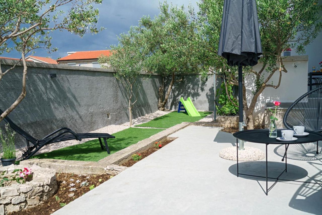 Apartman Rusula Vodice Buitenkant foto